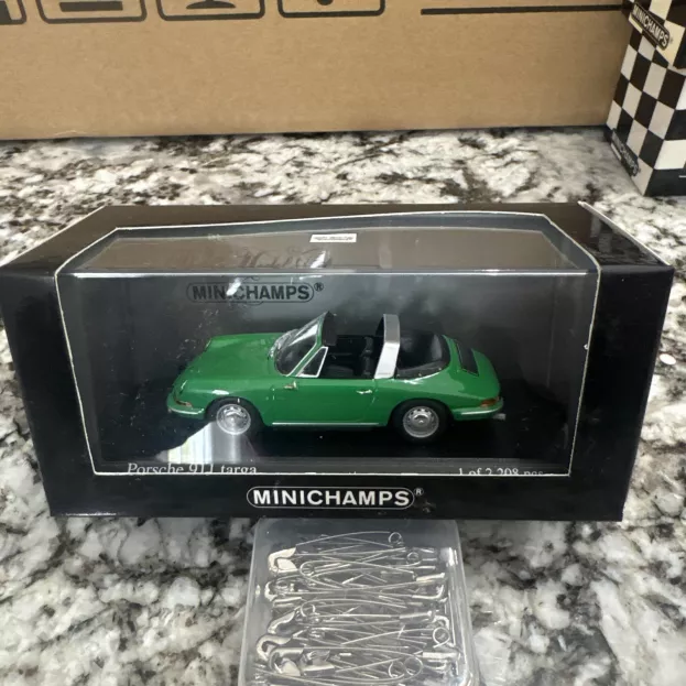 Minichamps Porsche 911 Targa 1967 1:43 400061162