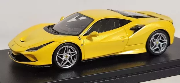 Looksmart Ferrari F8 Tributo 2019 1:43 LS503C