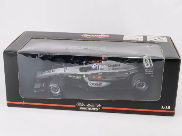 Minichamps Mclaren F1 Mp4 17d N 5 Race Version 2003 D.coulthard 1:18 530031805