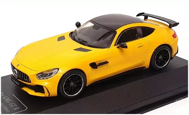 CMR Mercedes Gt-r Amg V8 Biturbo 2017 1:43 SP43003CMR