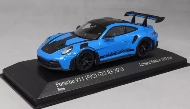 Minichamps Porsche 911 992 Gt3 Rs Coupe 2023 Black Wheels 1:43 413062109