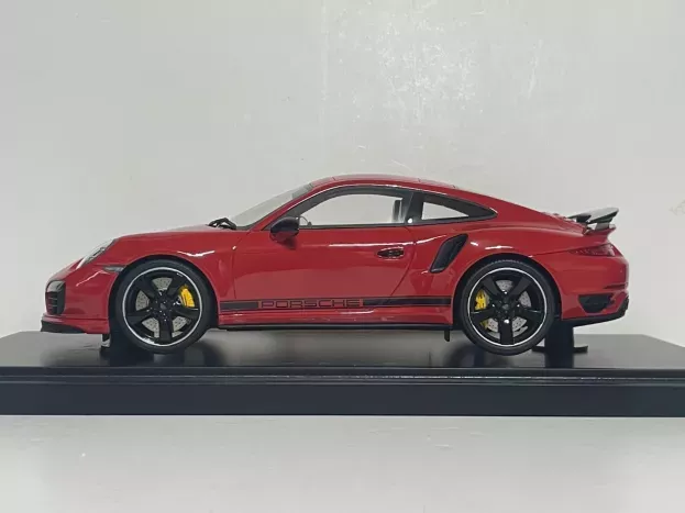 GT Spirit Porsche 911 991 Turbo S Coupe 2014 Gb British Edition Rhd Con Vetrina With Showcase 1:18 WAX02100002