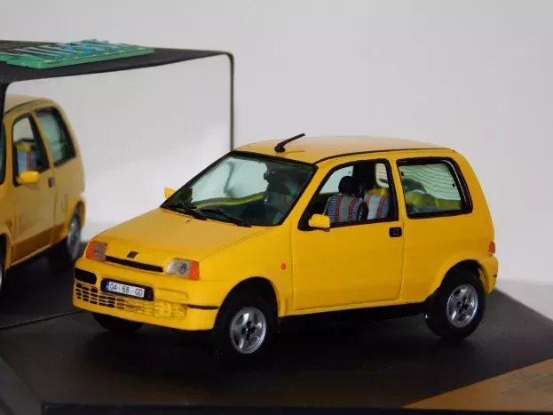 Vitesse Fiat 500 Cinquecento Sporting 1996 1:43 L192C