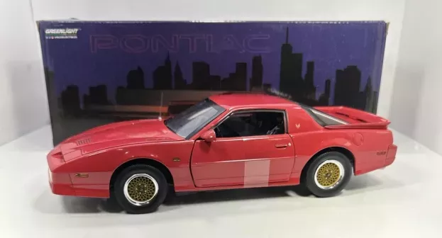 Greenlight Pontiac Firebird Gta 1988 1:18 13577