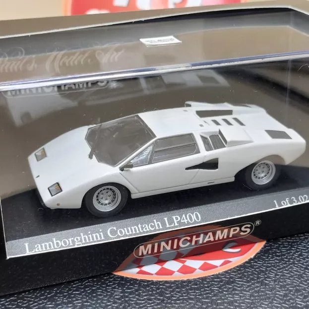 Minichamps Lamborghini Countach Lp400 1970 1:43 430103104