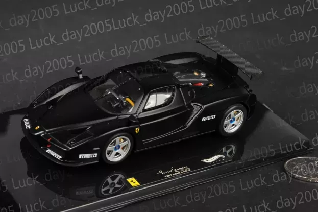 Hot Wheels Ferrari F140 Enzo Test Monza 2003 1:43 X5511