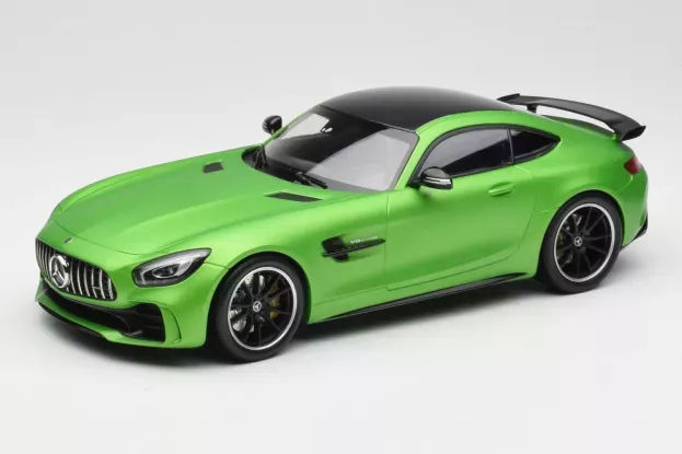 Minichamps Mercedes Gt-r Amg V8 Biturbo 2017 1:18 155036020