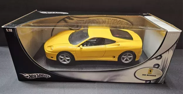 Hot Wheels Ferrari 360 Modena 2000 1:18 54602