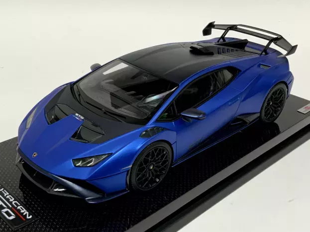 MR Models Lamborghini Huracan Sto Lp640-2 2021 Con Vetrina With Showcase 1:18 LAMBO044SB