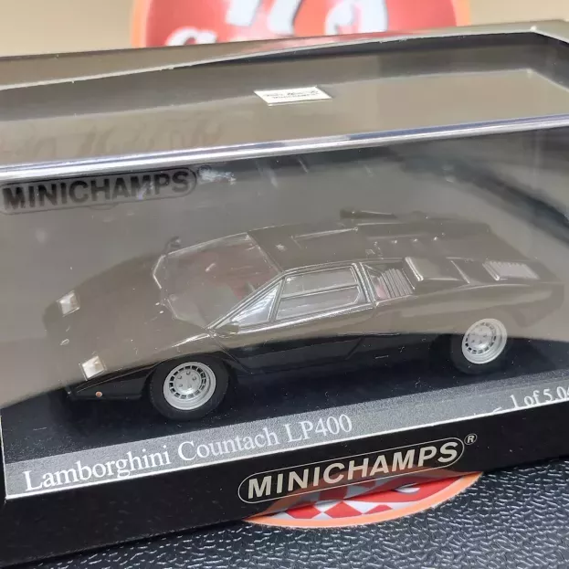 Minichamps Lamborghini Countach Lp400 1970 1:43 430103102