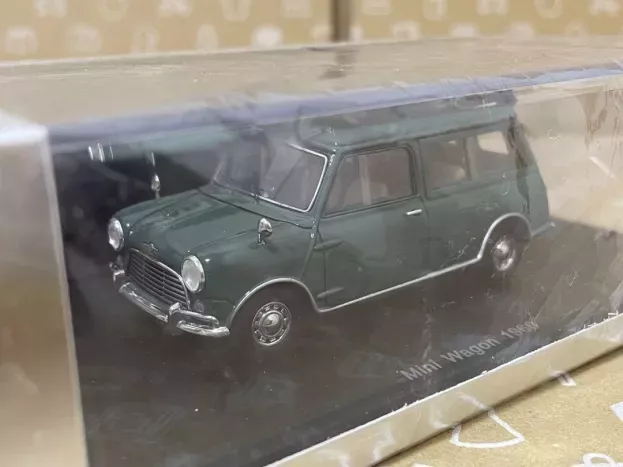 Spark Mini Wagon 1963 1:43 S1513