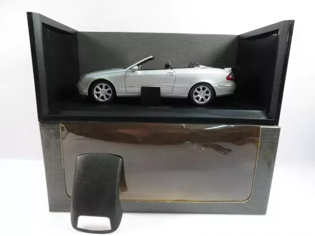 Kyosho Mercedes Clk-class Clk500 Cabriolet Elegance 2006 1:18 B66962172