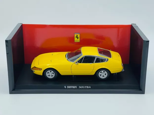 Kyosho Ferrari 365 Gtb 4 Daytona 1971 1:18 08162Y