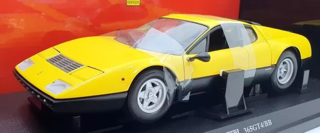 Kyosho Ferrari 365 Gt4 bb 1973 1:18 08173Y