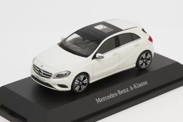 Schuco Mercedes A-class W176 2012 1:43 B66960121