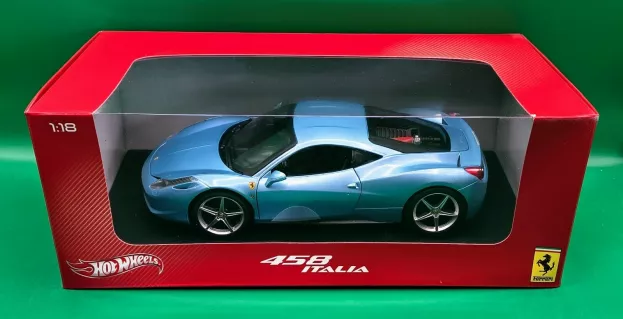Hot Wheels Ferrari 458 Italia 8c 2009 1:18 T6919