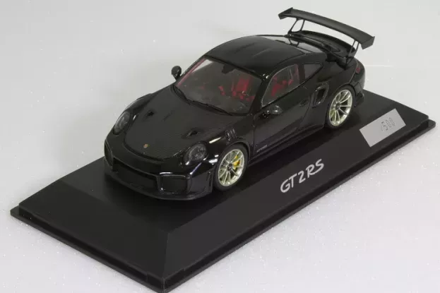Spark Porsche 911 991-2 Gt2 Rs Coupe 2017 1:43 WAX02020066