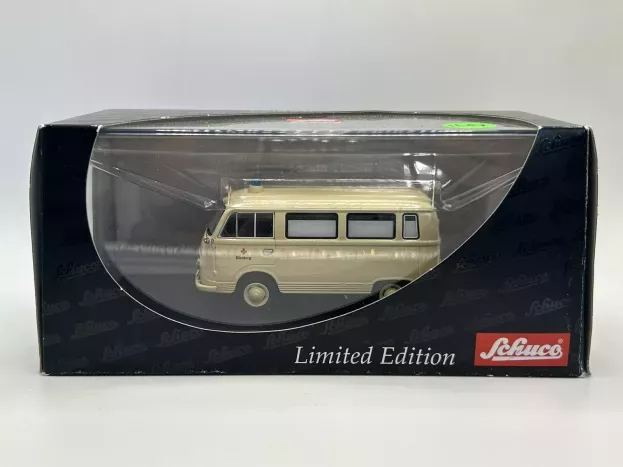Schuco Ford Taunus Fire Engine Van 1:43 03192
