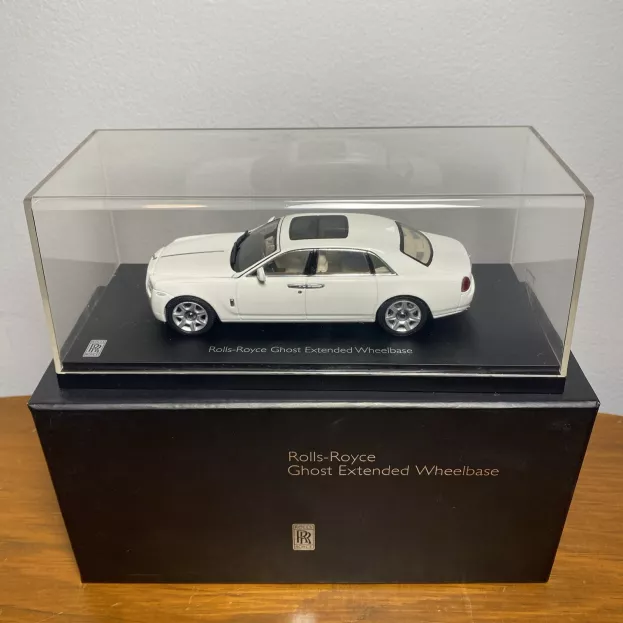Kyosho Rolls Royce Ghost Ewb Long Lhd 2011 1:43 05551EW
