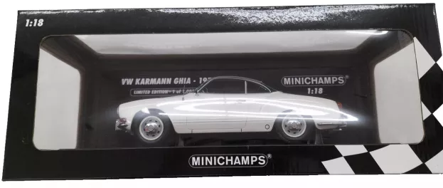 Minichamps Volkswagen Karmann Ghia Coupe 1970 1:18 155054021