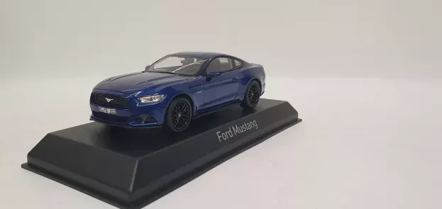 Norev Ford Mustang Coupe 5.0 Gt 2015 1:43 270549
