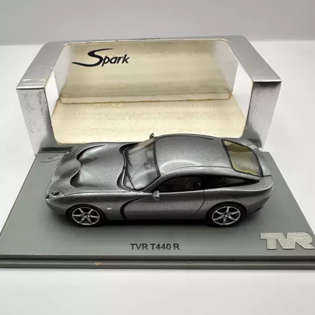 Spark Tvr T440r 2002 1:43 S0217