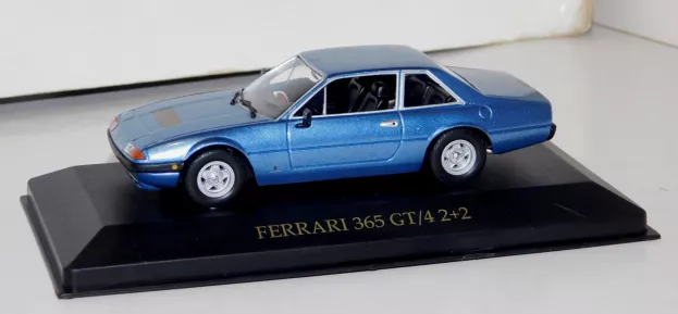 IXO Models Ferrari 365 Gt4 2+2 1972 1:43 FER030