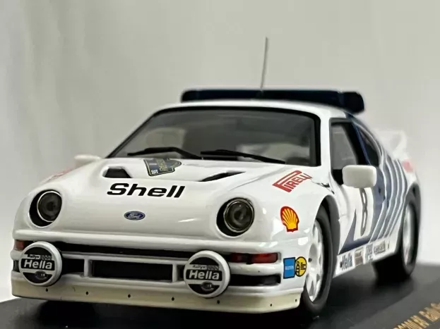 IXO Models Ford Rs200 N 8 Rally Sweden 1986 K.grundel B.melander 1:43 RAC067
