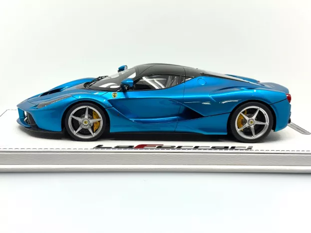 BBR Ferrari Laferrari Geneve Auto Show 2013 Carbon Fiber Roof 1:18 P1867B
