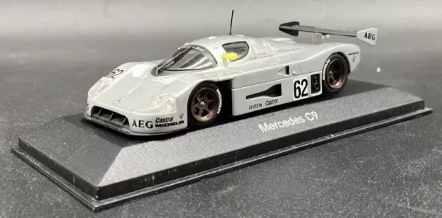 Minichamps Mercedes C9 N 62 24h Le Mans 1988 J.l.schlesser J.mass 1:43 B66040275