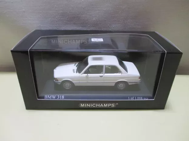Minichamps Bmw 3-series 318 e21 2-door 1975 1:43 430025410
