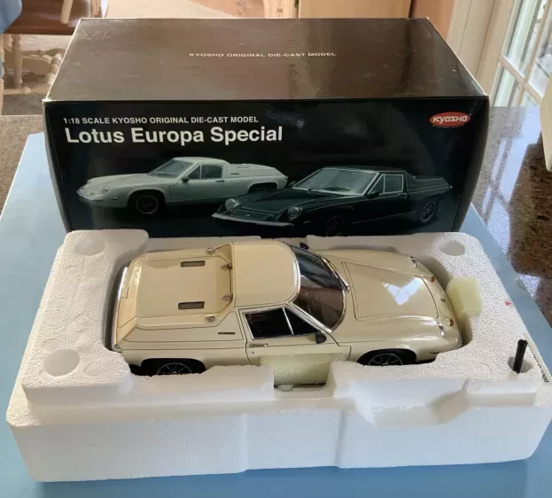 Kyosho Lotus Europa Special 1974 1:18 08155W