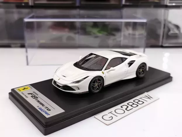 Looksmart Ferrari F8 Tributo 2019 1:43 LS503D