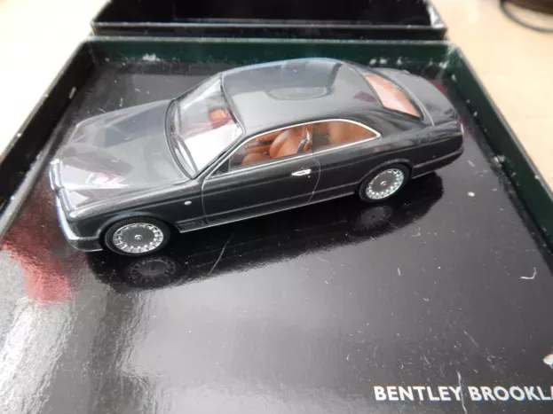 Minichamps Bentley Brooklands 2007 1:43 BL543