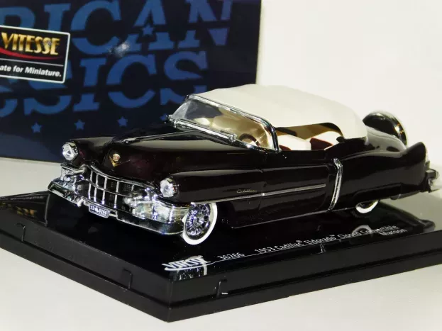Vitesse Cadillac Eldorado Cabriolet Closed 1953 1:43 36266
