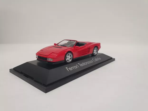 Herpa Ferrari Testarossa Cabriolet Open 1984 1:43 010337