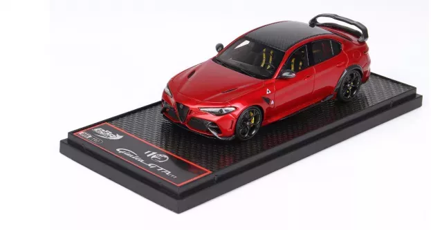 BBR Alfa Romeo Giulia Gtam 2020 1:43 BBRC247A1-21