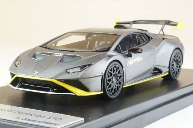 Looksmart Lamborghini Huracan Sto Lp640-2 2021 1:43 LS523SE