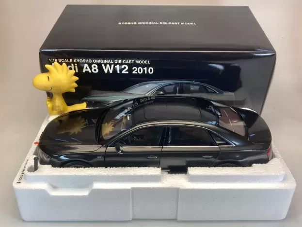 Kyosho Audi A8l W12 Fsi 2010 1:18 09231GR