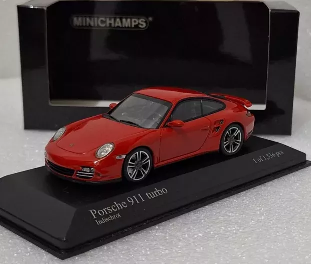 Minichamps Porsche 911 997-2 Turbo 2010 1:43 400069000