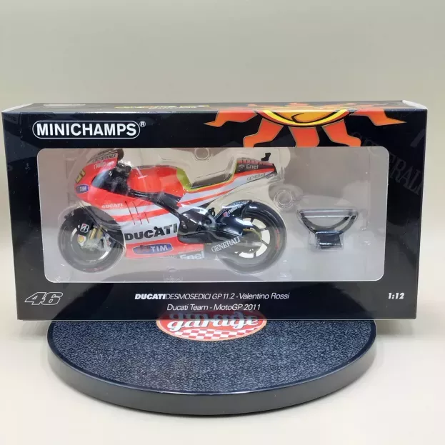 Minichamps Ducati Desmosedici Gp11.2 N 46 Motogp 2011 Valentino Rossi 1:12 122112046