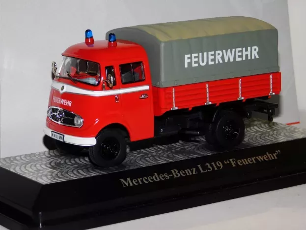 Premium Classixxs Mercedes L319 Truck Fire Engine 1:43 11059