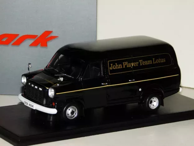 Spark Ford Transit Van Team Lotus F1 John Player Special 1973 1:43 S2697