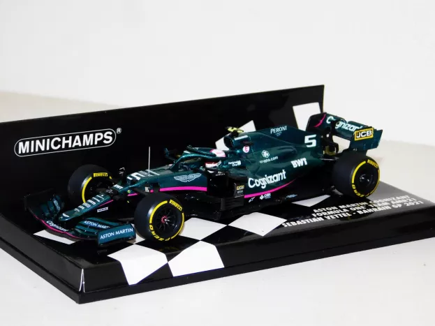Minichamps Aston Martin F1 Amr21 Mercedes M12 Eq Power+ Team Cognizant Formula One N 5 Bahrain Gp Gp 2021 Sebastian Vettel 1:43 417210105