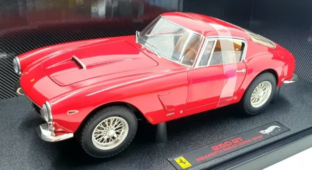 Hot Wheels Ferrari 250gt Swb Berlinetta 1960 1:18 V8377