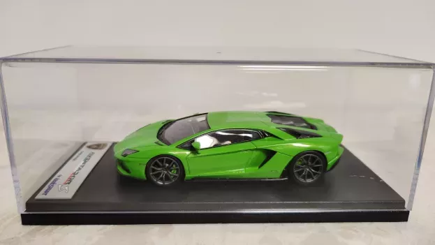 Looksmart Lamborghini Aventador S 2016 1:43 LS468B