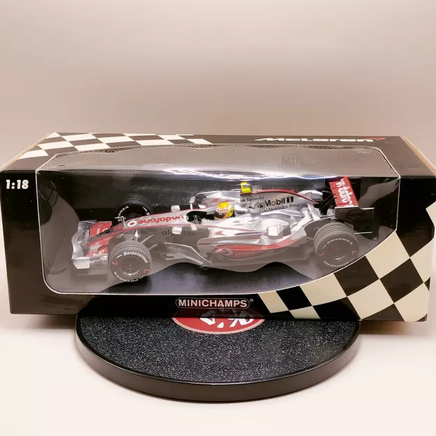Minichamps Mclaren F1 Mp4 22 N 2 1st Winner Gp Canada 2007 Lewis Hamilton 1:18 530071822