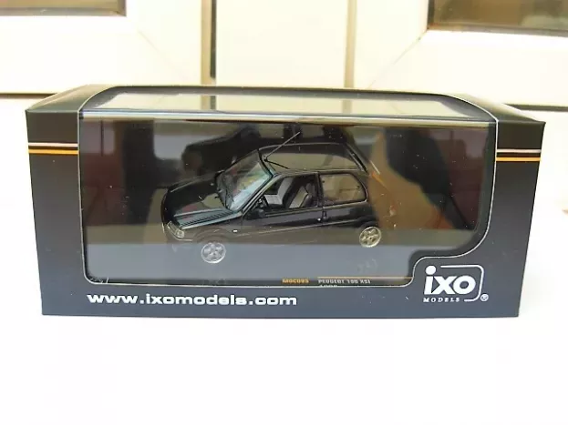 IXO Models Peugeot 106 Xsi 1993 1:43 MOC095