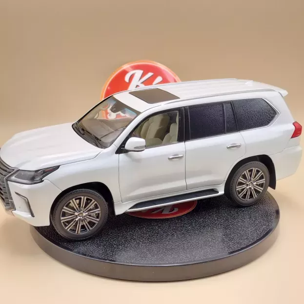 Kyosho Lexus Lx570 2018 1:18 08955Q