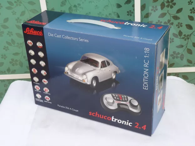 Schuco Porsche 356a Coupe 1:18 450030200